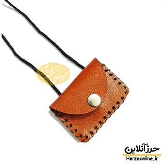 گردن آویز حرز امام جواد (ع) | چرم اصل دستدوز طرح توکان